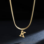 Collar Inicial Personalizado Acero Dorado | SENTIARE