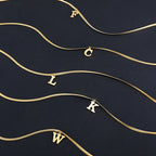 Collar Inicial Personalizado Acero Dorado | SENTIARE