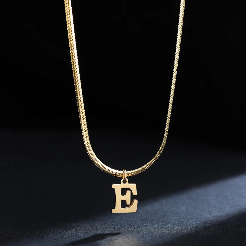 Collar Inicial Personalizado Acero Dorado | SENTIARE