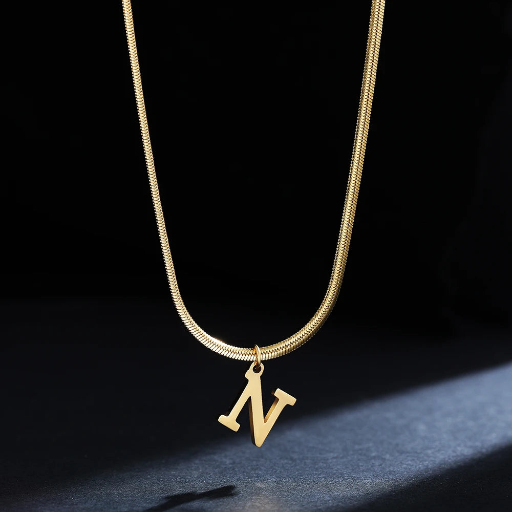 Collar Inicial Personalizado Acero Dorado | SENTIARE
