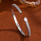 Brazalete Geométrico con Zirconia – SENTIARE
