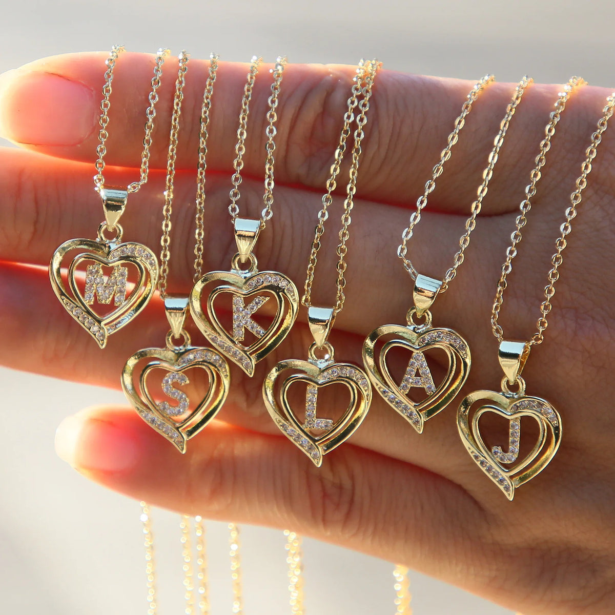 Collar Inicial con Corazón