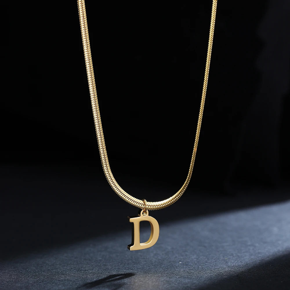 Collar Inicial Personalizado Acero Dorado | SENTIARE