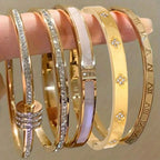 Set de 5 Pulseras con Zircón