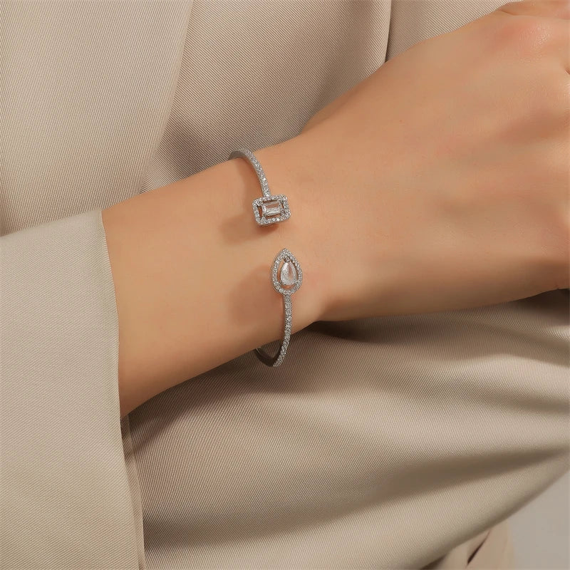 Brazalete Geométrico con Zirconia – SENTIARE